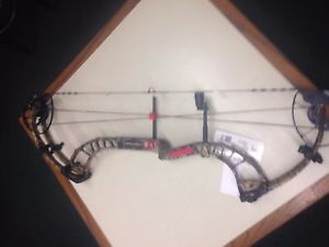 New 2015 PSE Dream Season Decree RH 60lbs Break Up Country