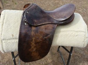 16" Courbette Charles De Kunffy Dressage Saddle 2-Toned Brown