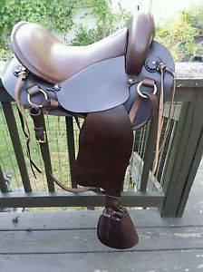***Leaders Worldwide Inc*** Touring Saddle - brown - 16"!