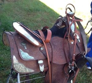 15.5" Circle Y Equitation Show Saddle. Lots Of Silver!!!