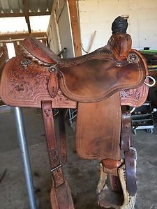 Martin All Around Saddle 15.5"