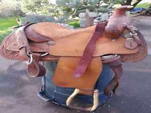 Circle Y Roping Saddle 15" seat