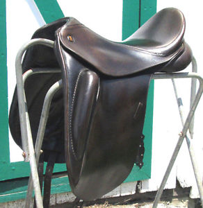 MARCUS KREHAN Monoflap Dressage Saddle 17.5" Seat Dark Brown Made in Germany