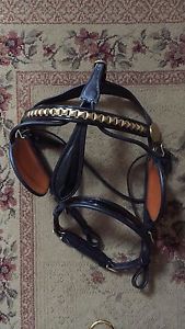 New Smucker's Super Deluxe Carriage Show Harness and Better Fit Saddle