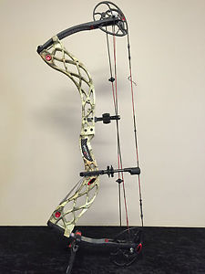 BOWTECH CARBON OVERDRIVE MO INFINITY CAMO COMPOUND BOW