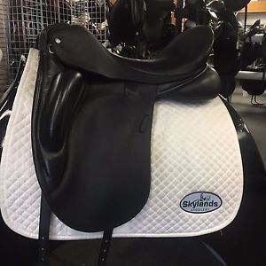 Custom Saddlery Everest Monoflap Dressage Saddle Size 18.5'' Black