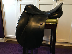 PASSIER "NICOLE GRAND GILBERT" DRESSAGE SADDLE 17.5"
