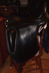 Sommer Savoy Flextra EQ 17.5" Monoflap Black Dressage Saddle 31.5cmWide 1/4KNEE