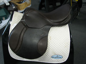 HOLD:DEMO Stubben Roxane S Jumping/Close Contact Saddle Size 17.5" Ebony Brown