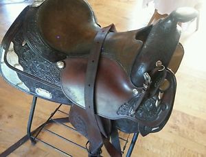 Circle Y western pleasure equitation show saddle.  15"seat