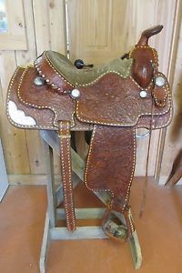 Ryon Western Saddle 15." Seat Hand Tooled Leather beautiful Condition