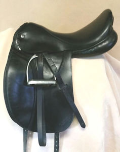 Toulouse Diana Genesis 17" Professional  Dressage gently used