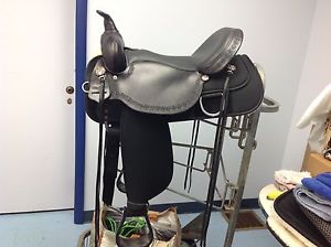 Circle Y HH Magnolia 17"  leather cordura saddle w/ matching headstall Wide tree