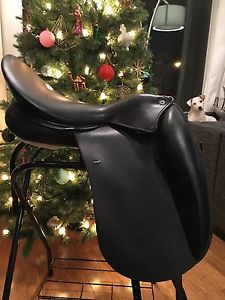 *BRAND NEW* Wow Edge Dressage Saddle, Flair panels 19"  First Thought Equine