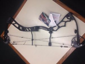 Elite Energy 32 Right Hand 65lbs Ninja Black NEW