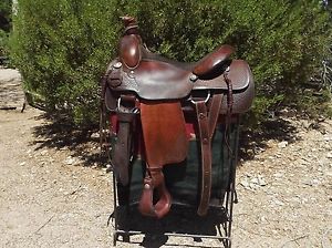 CLASSIC 16" CIRCLE Y ROPING SADDLE - GREAT COND.