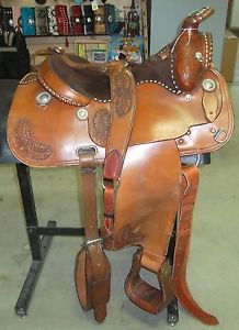 15.5" USED RIOS REINING / PLEASURE SADDLE WITH MATCHING BREAST COLLAR #3 712