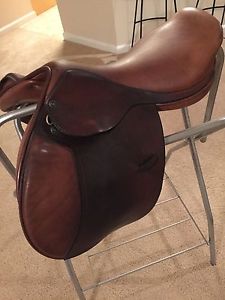 Beval The Natural Close Contact Saddle 17.5"