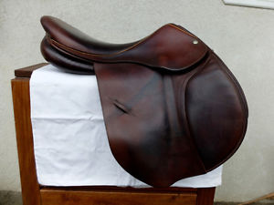 2009 Luc Childeric Luxury French Jumping Saddle Gorgeous Dark Brown 18"