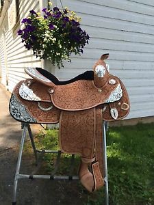 16.5" TexTan Imperial Show Saddle