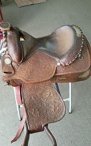 15in Circle Y equitation saddle used