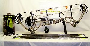 New 2016 Fred Bear Threat Bow RTH Package Right Hand 60-70#  25-30  inch draw