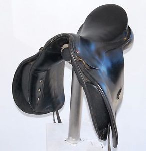 17.5" ALBION SADDLE (S99101551) GOOD CONDITION!! - XVD