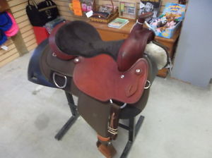 16" FABTRON EXTRA WIDE/DRAFT LIGHT WEIGHT SADDLE #1 485