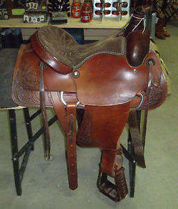 15.5" USED CIRCLE A ROPING SADDLE #3 857