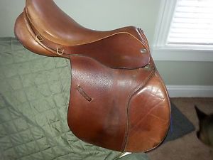 Killington 17.5" Wide Jumping Saddle