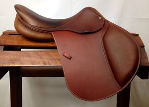 2012 Devoucoux Socoa D3D 17.5" Seat 2A Flap French Close Contact/ Jumping Saddle