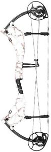 New 2015 Bear Archery Arena 30 Compound Bow 70# Right Hand Realtree Xtra Snow