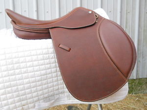 Close Contact English Equestrian Jumping Saddle size 16.5