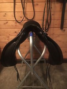 Klimke Dressage Saddle 17.5 MW
