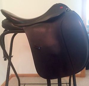 Gorgeous Duett Tango Saddle 18" 36 cm Tree