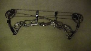 2016 Hoyt Carbon Defiant Turbo 60-70, RH Realtree