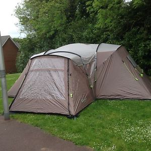 outwell Michigan XL 9 Berth. steel poles & sewn in groundsheet, Footprint & Kids