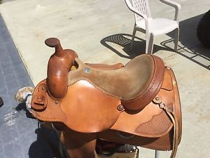 Saddle
