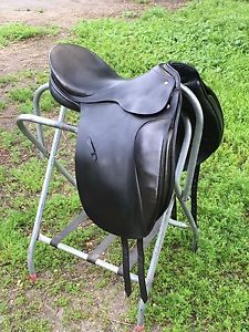 17" Passier Grand Gilbert Dressage Saddle- Medium Tree