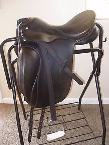 17" Passier & Sohn "Nicole" Dressage Saddle - RARE FIND - NICE condition!