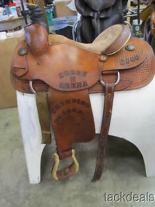 Corriente Roping Saddle 15 1/2" Roper Lightly Used Solid