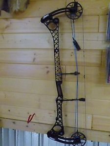 Mathews No Cam TRG RH 60lb 29" Excellent Condition!