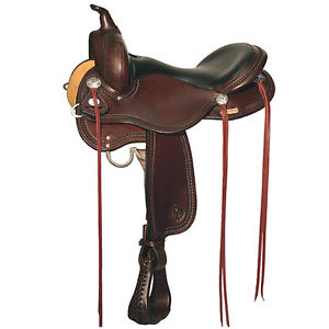 17" CIRCLE Y 2615 GILLETTE TRAIL WIDE TREE LEATHER SADDLE WALNUT W/ ROUND SKIRT