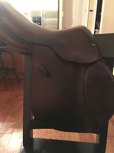Used Beval Close Contact Saddle, Natural, Size 15 3/4
