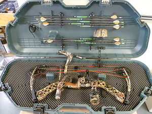 Mathews Creed XS RH 70/27 Fully Loaded & Ready to Shoot! w/accessories and Case!