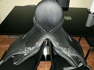 JC (Jorge Canaves) Thornhill Vienna II Dressage Saddle 18" seat 34cm