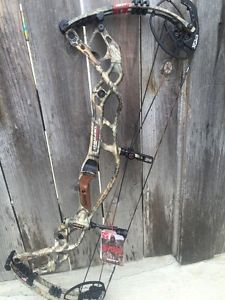 2016 Hoyt Carbon Defiant Turbo