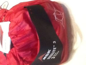 MSR Freelite 3 tent and footprint