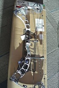 Prime Rival Bow 70 Pound Right Handed 26,26.5" 28- 29" Draws Available