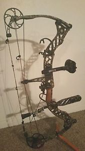 Mathews Z7 50/25 MORE ACCESSORIES THAN PICS ALLOW W/ CASE TSA APPROVED